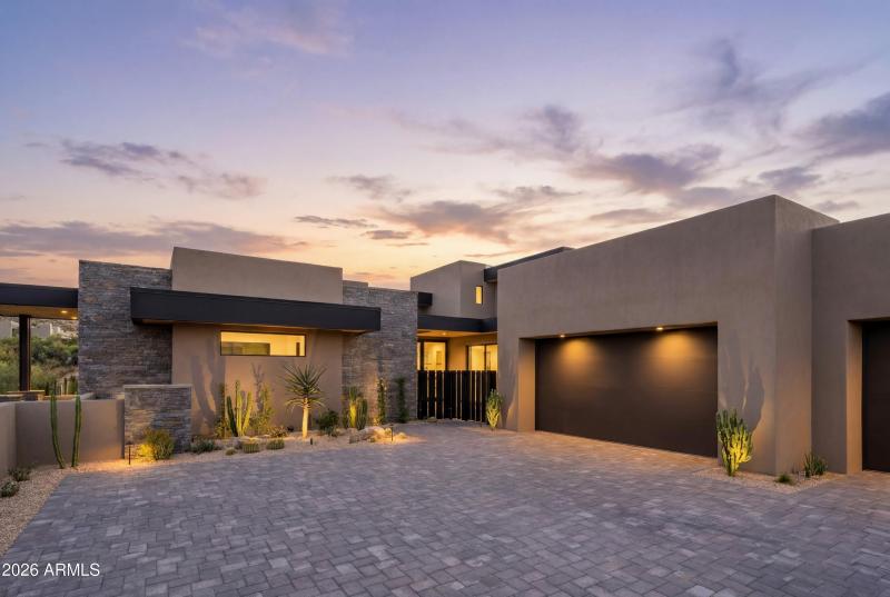 001_Architectural Magnificence