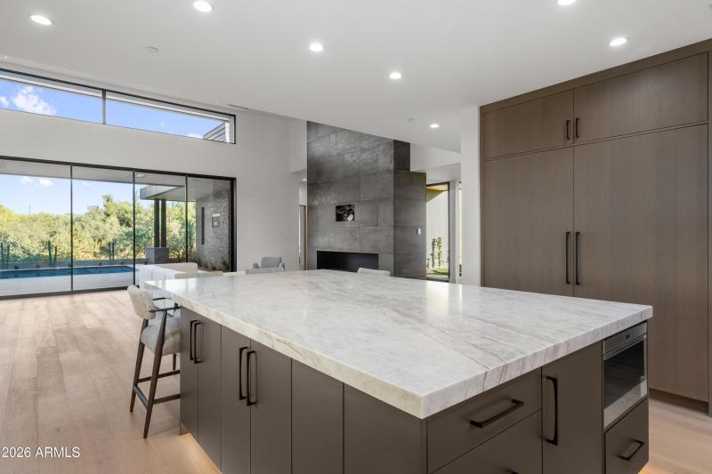 012_Gourmet Kitchen