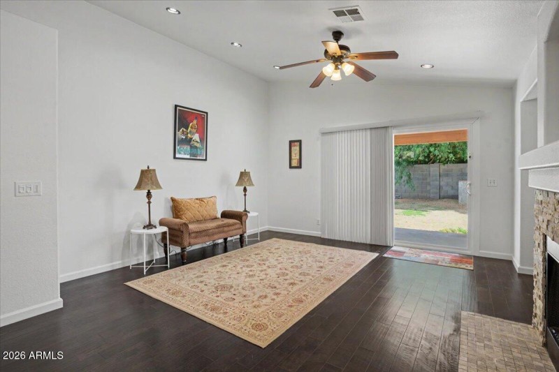 16- Family Room
