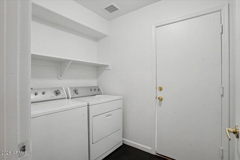 37-Laundry Room