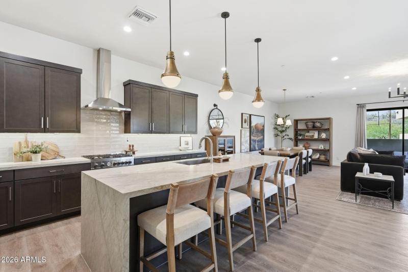 010_Kitchen