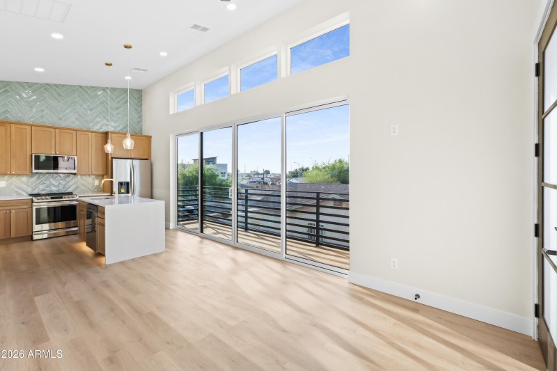 1115 S Montezuma Ave-27