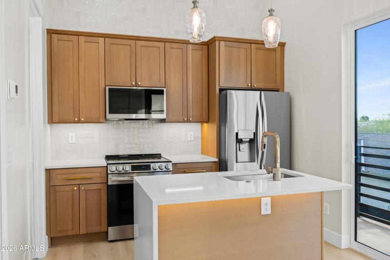 1115 S Montezuma Ave-49