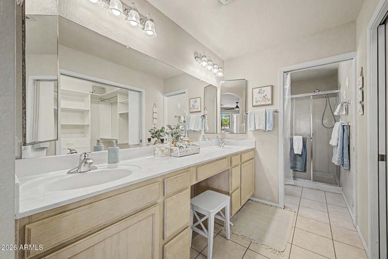 Double Sinks