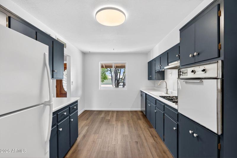 9-web-or-mls-005W Gardenia Ave