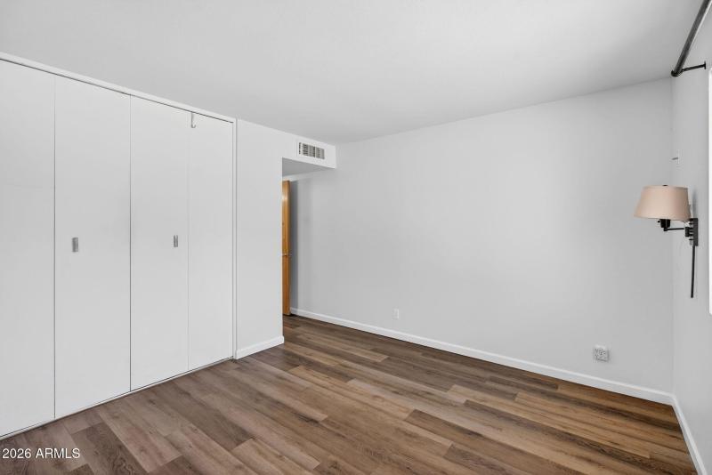 19-web-or-mls-023W Gardenia Ave