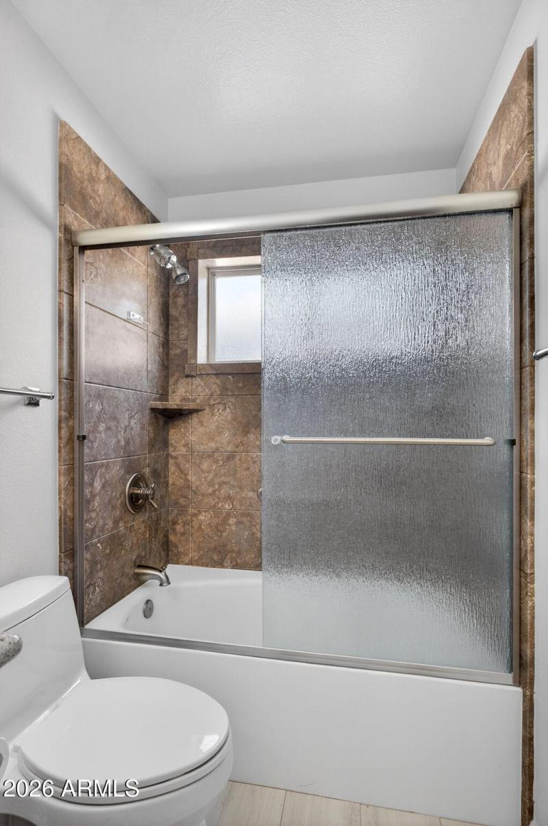 33-web-or-mls-033W Gardenia Ave