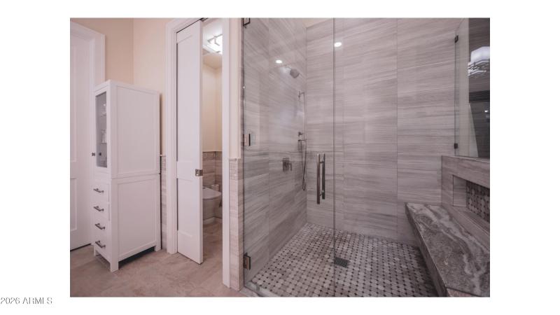 Walk In Shower~