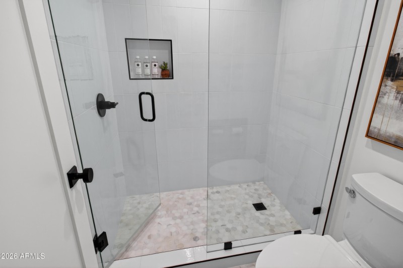 Basement Guest Bed 3 En Suite 3