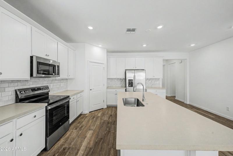 Lot 164 Kitchen 2