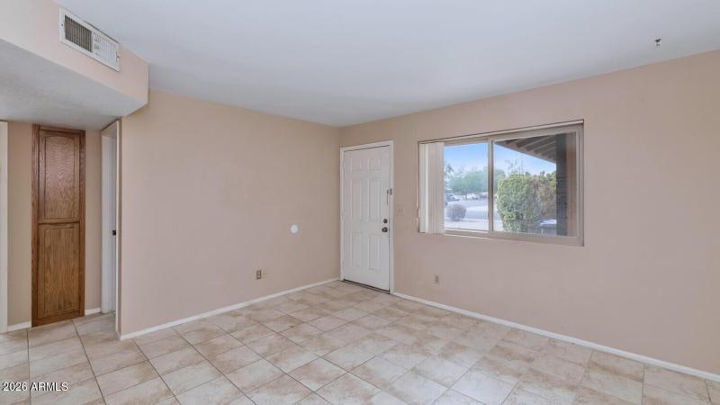 2nd Living room