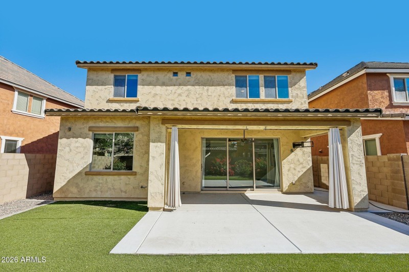 34-web-or-mls-N 89th Ln-034