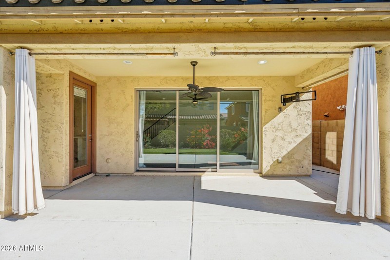 32-web-or-mls-N 89th Ln-032