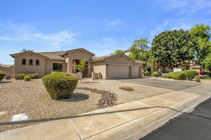 2349 E Kaibab PL Chandler, AZ 85249