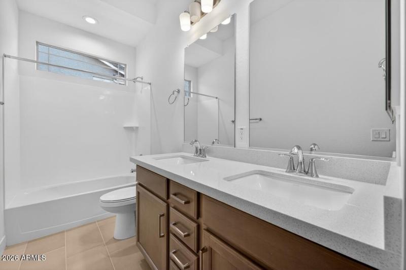 hj-az-phoenix-ellsworth-ranch-landmark-a