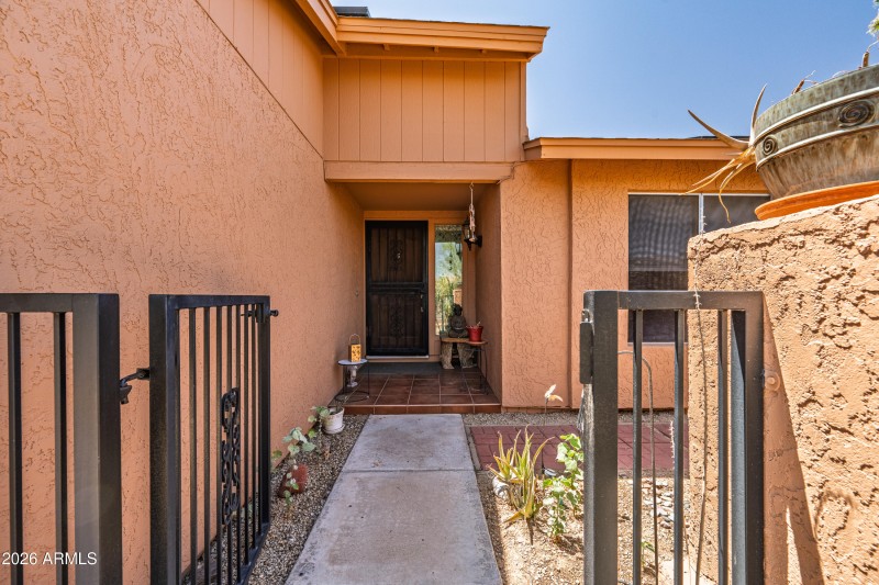 10020 S 46th Pl-104