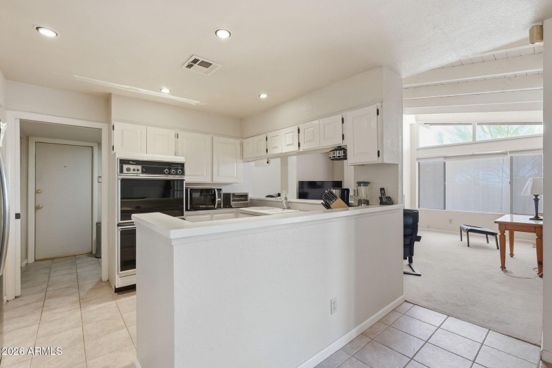 015_Kitchen 1