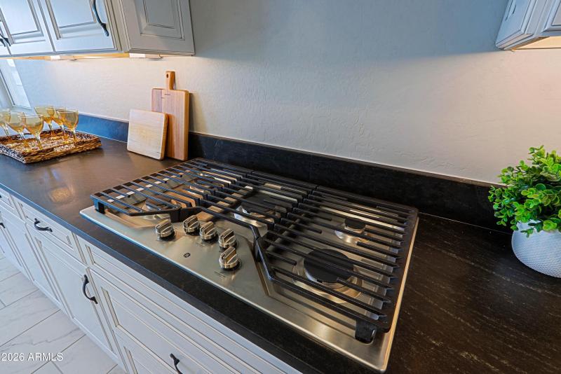 Kitchen 12