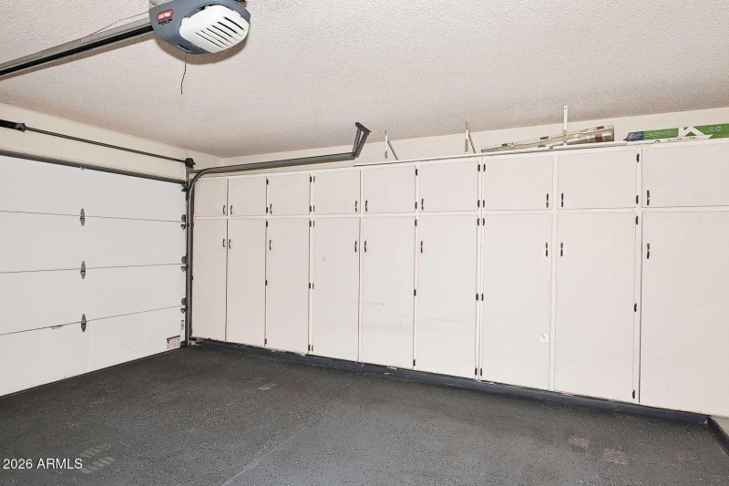 Epoxy Garage-Storage