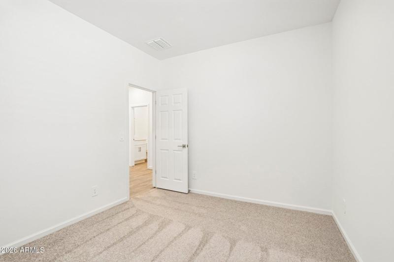 23-web-or-mls-Avenida del Sol W-S2005-02