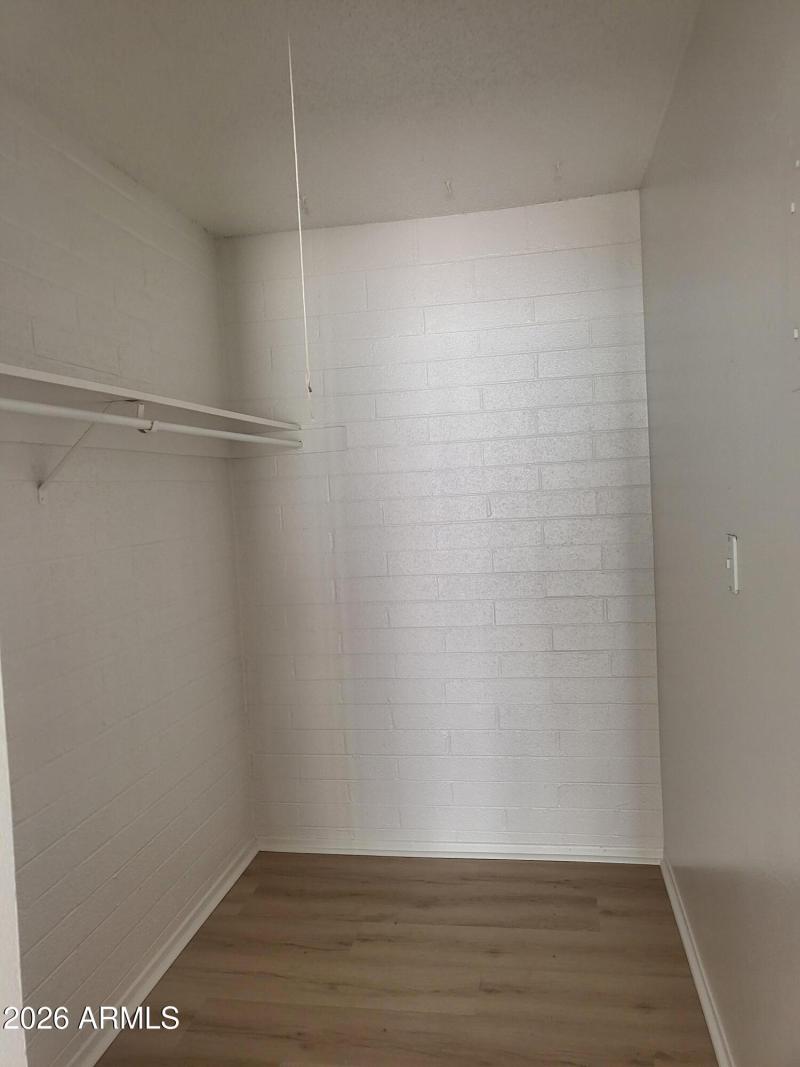 walk in closet