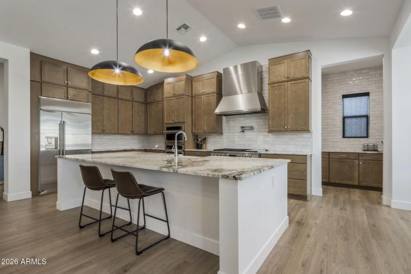 Kitchen with Large Island