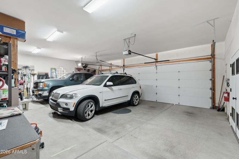 3 Car Garage