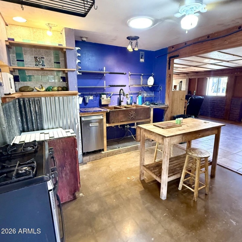 012 Kitchen