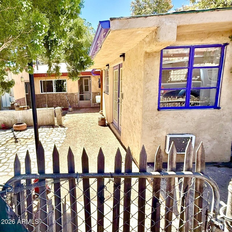 016 Studio Patio