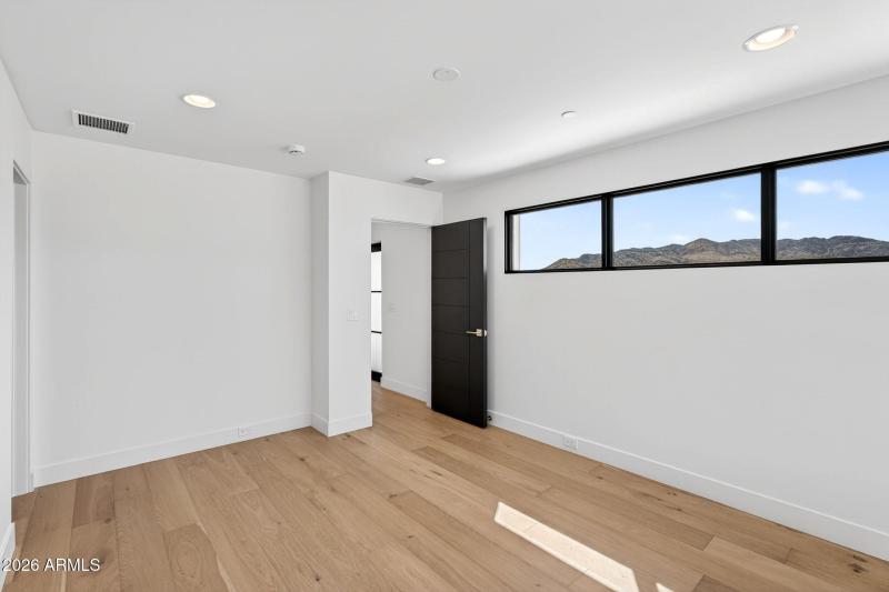 North Upstairs Bedroom (4)
