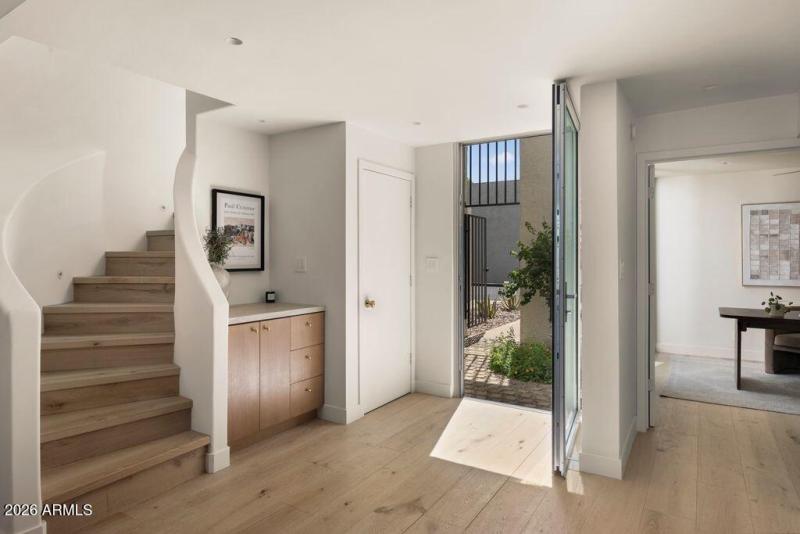 Entry & Spiral Staircase