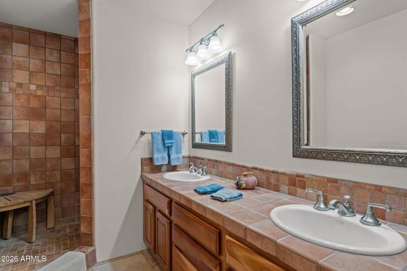 18-web-or-mls-DSC06650