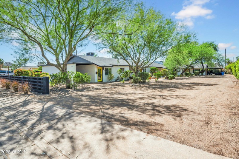 7-custom-4324 N 13th Pl-7