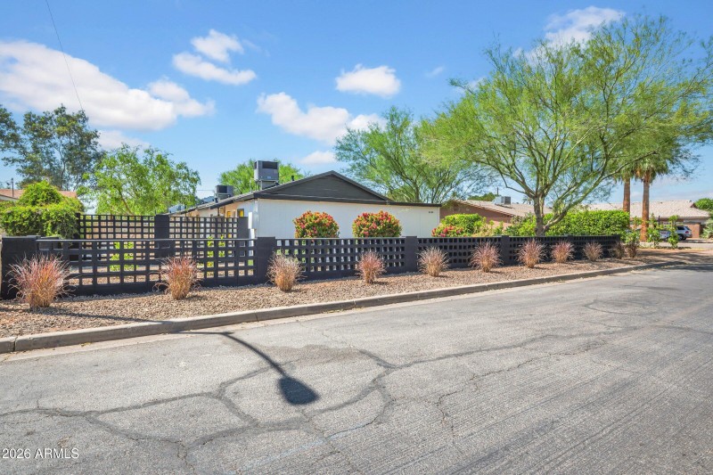 1-custom-4324 N 13th Pl-1
