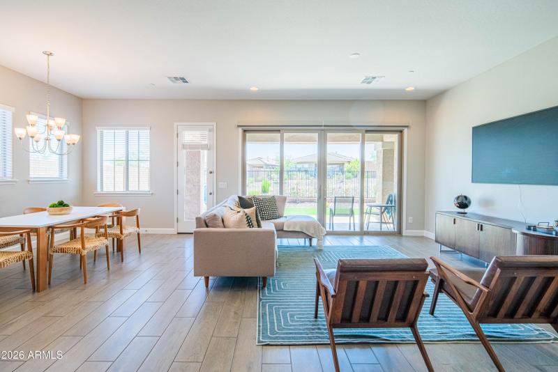 Huge sliding door