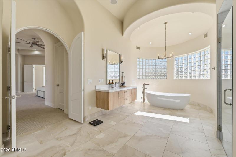 40-036-primary-bathroom