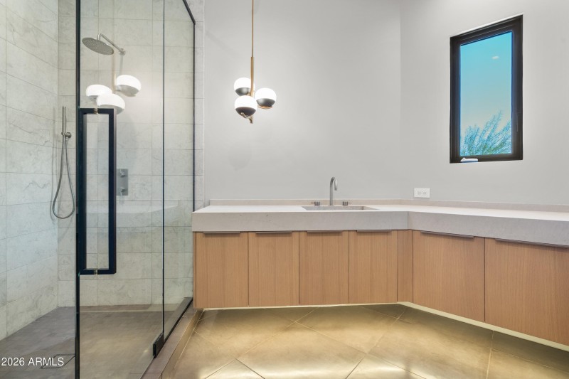 031_Guest Bathroom