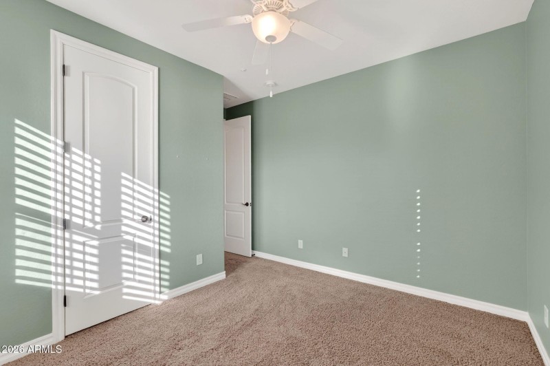 43-web-or-mls-074E Bellerive Pl