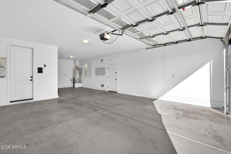 53-web-or-mls-076E Bellerive Pl