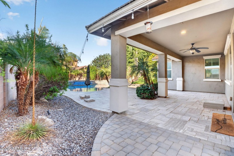 64-web-or-mls-080E Bellerive Pl