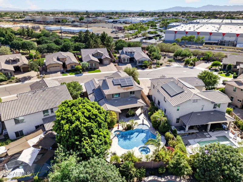 80-web-or-mls-023E Bellerive Pl