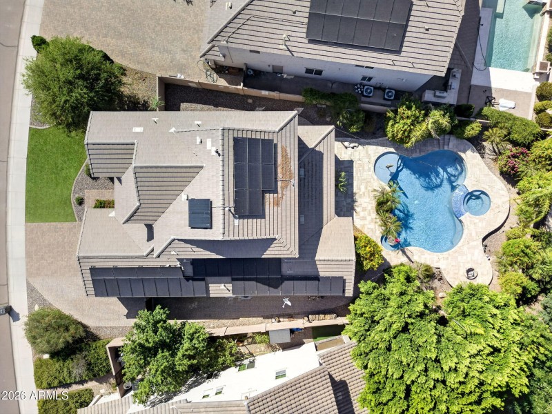 82-web-or-mls-025E Bellerive Pl