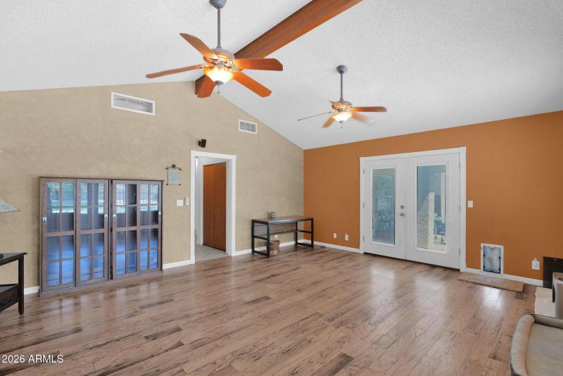 15-web-or-mls-P1681374