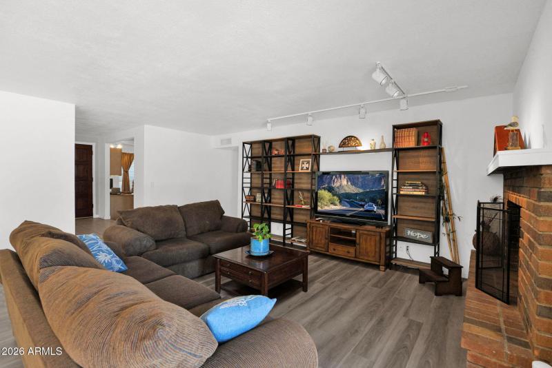 19-web-or-mls-P1681382