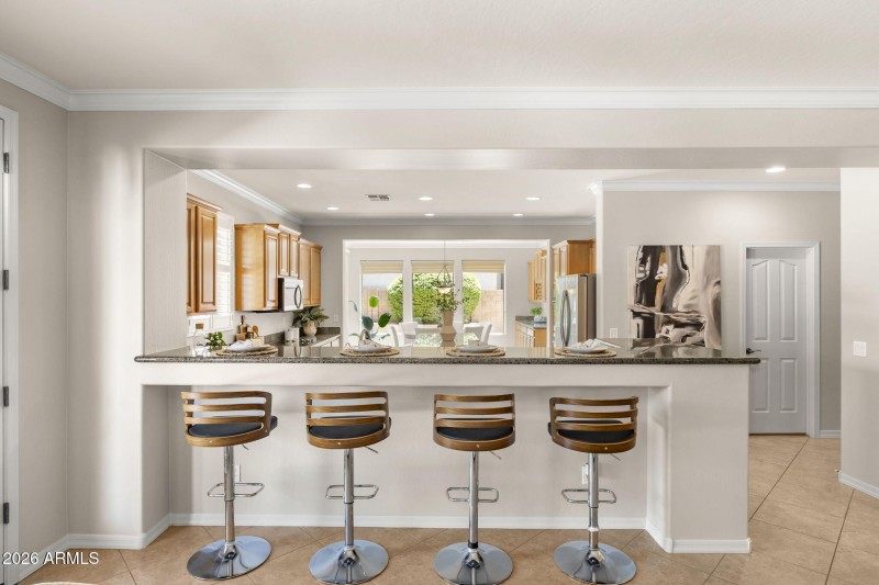 29-web-or-mls-4138-e-lafayette-ave