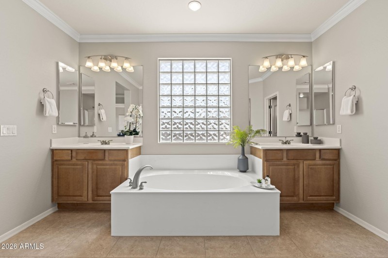 60-web-or-mls-4138-e-lafayette-ave