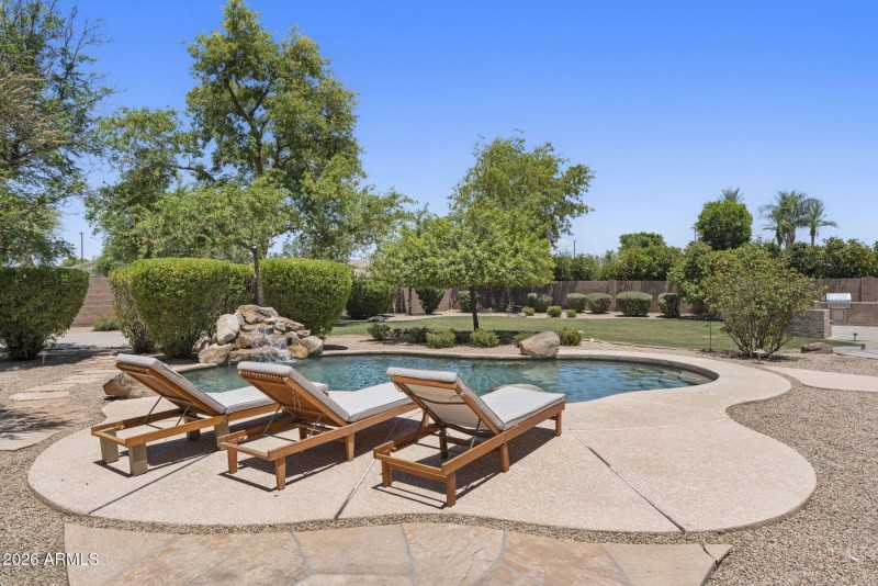 73-web-or-mls-4138-e-lafayette-ave