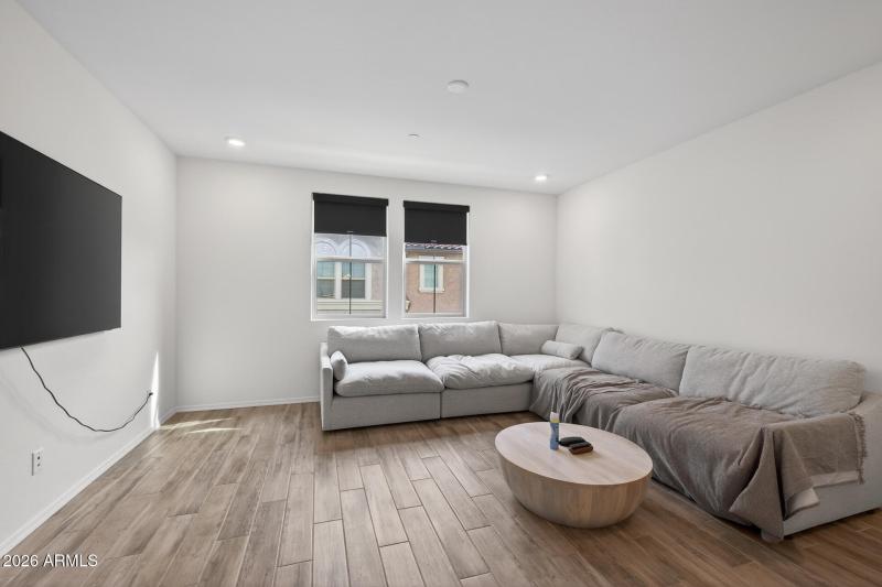 5)GREAT ROOM