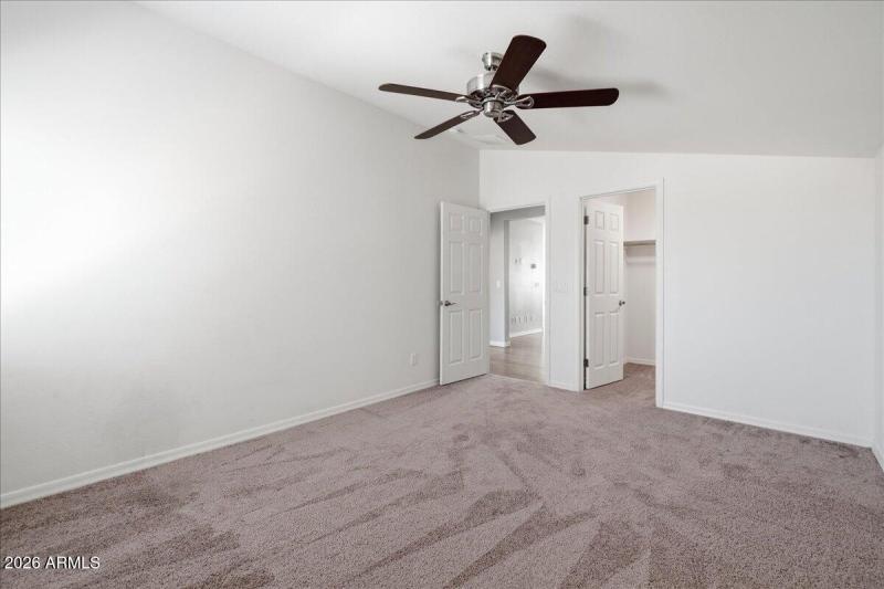 37-3038 W Lynne Ln_RedHogMedia