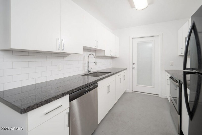 12_Interior_10
